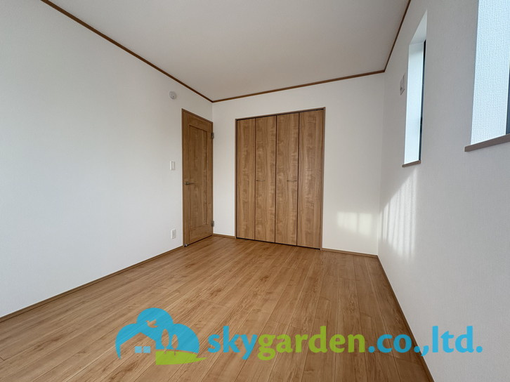 茅ヶ崎市香川４丁目　新築戸建　全１棟の洋室|コンパクトで使いやすい洋室です