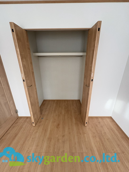 茅ヶ崎市香川４丁目　新築戸建　全１棟の収納|便利な収納スペースです