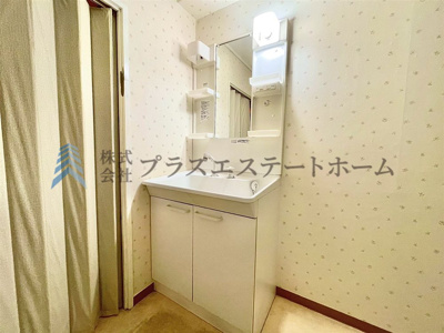 【その他】 | 花隈ダイヤハイツ | キッチン・浴室・洗面は白で統一されています♪