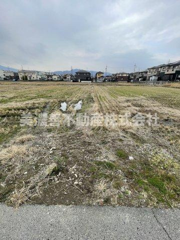 ６６３７４　大垣市長松町土地の外観