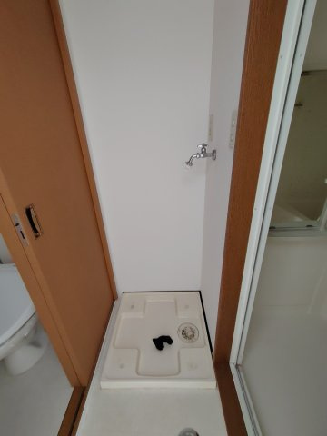 LENOX Residenceの設備|同建物内別部屋の写真です。