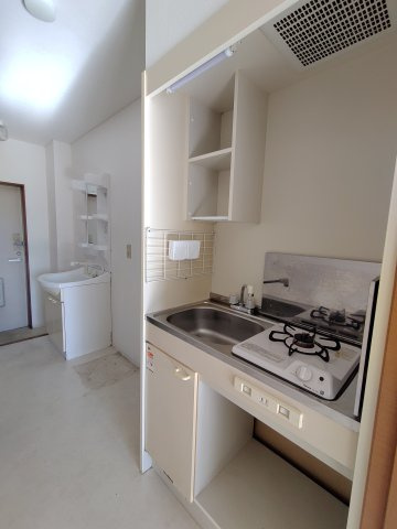 LENOX Residenceのキッチン|同建物内別部屋の写真です。