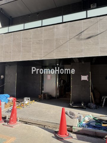 コンフォリア・リヴ八丁堀のエントランス