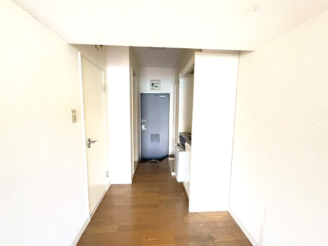 パープルパンプキン　駿東郡長泉町下土狩の玄関|部屋側から見た玄関です。（102）