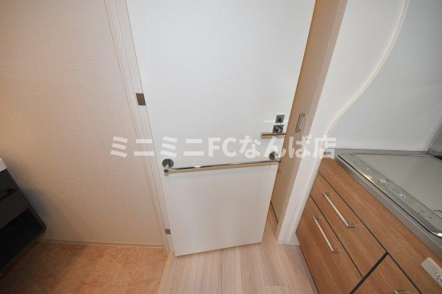 セレニテ難波グランデシュッド