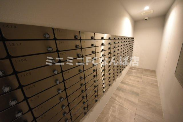 セレニテ難波グランデシュッド