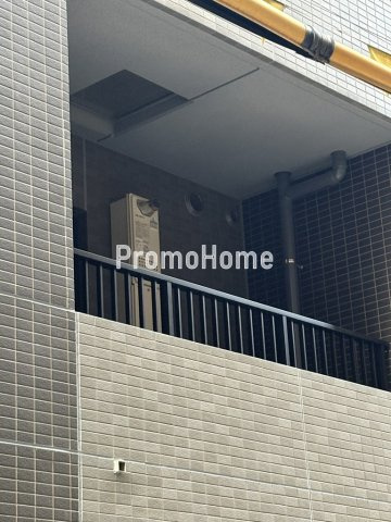 コンフォリア・リヴ八丁堀のバルコニー