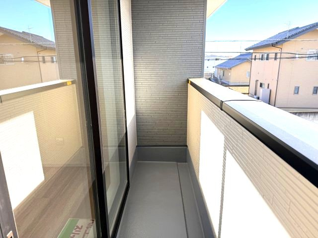 アーバンスタイル前橋市北代田町2期　3号棟のバルコニー|南面バルコニーで陽当たり良好です☆