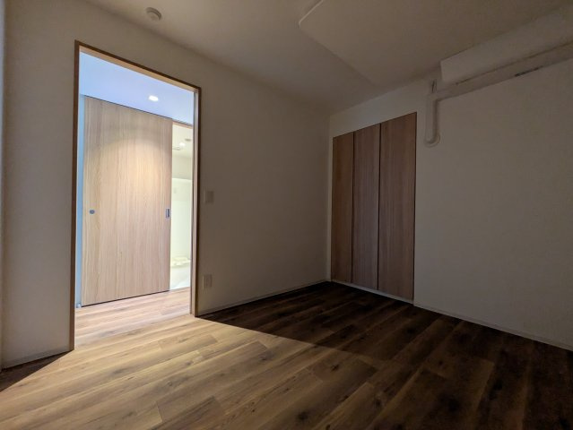 リーラ横浜川和町の居間・リビング