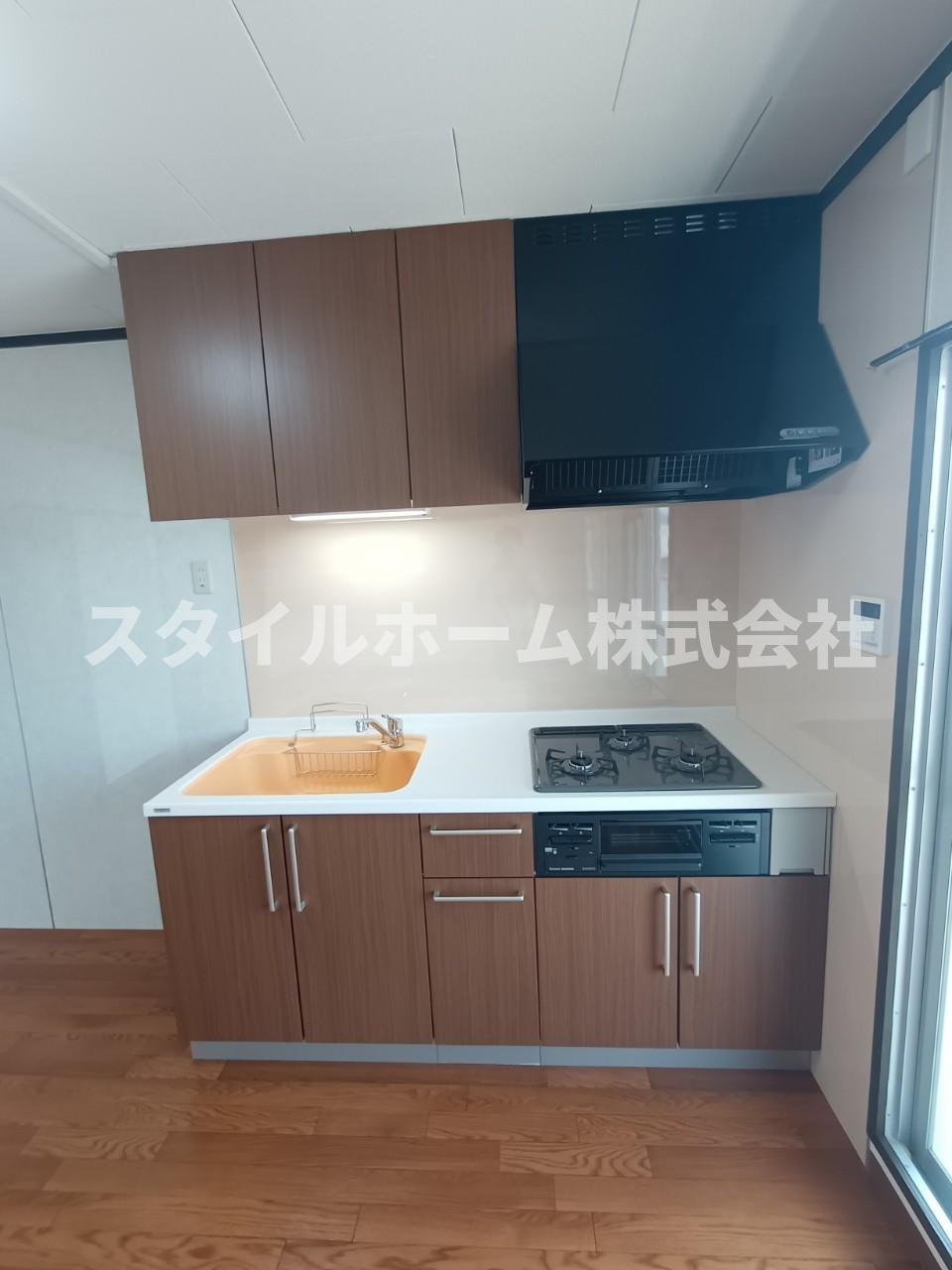メゾン梨野のキッチン|同建物内別部屋の写真です。