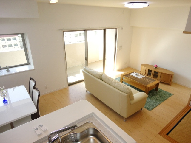 プレミアムステージ久留米中央公園の居間・リビング