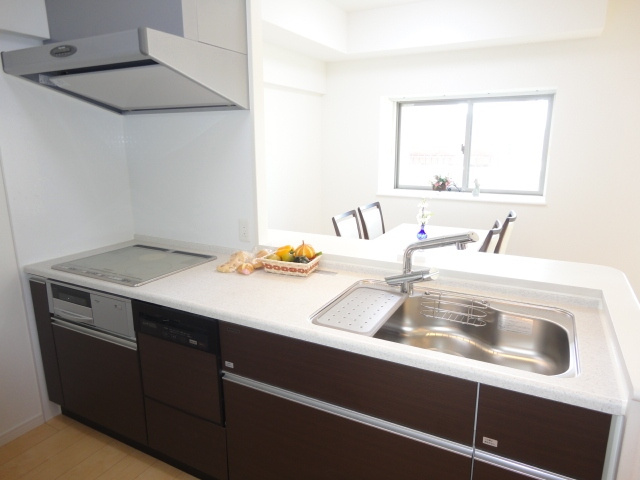 プレミアムステージ久留米中央公園のキッチン