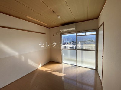 【居間・リビング】 | ニュー井上ハイツⅠ | 【ニュー井上ハイツⅠ】