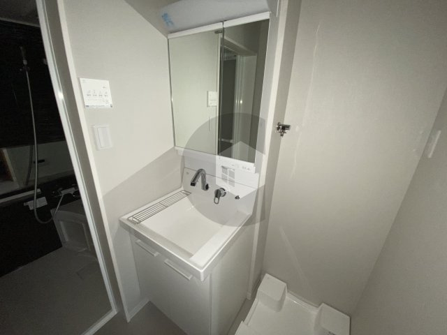 Belgique鴻池の独立洗面台