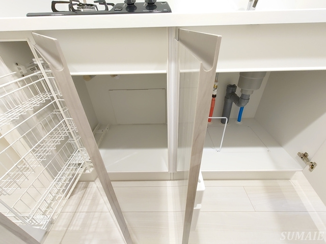 RELUXIA北赤羽のキッチン|キッチン下収納です☆