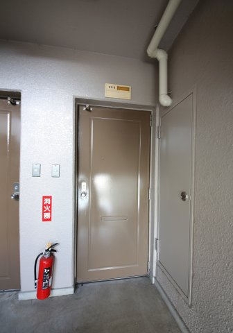 クリーンシティの玄関