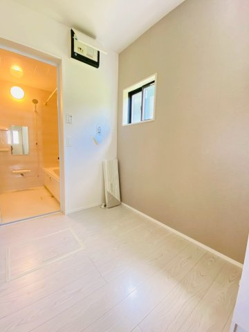 よかタウン／菊池郡大津町大字大津6・7・8期／5号棟のランドリースペース