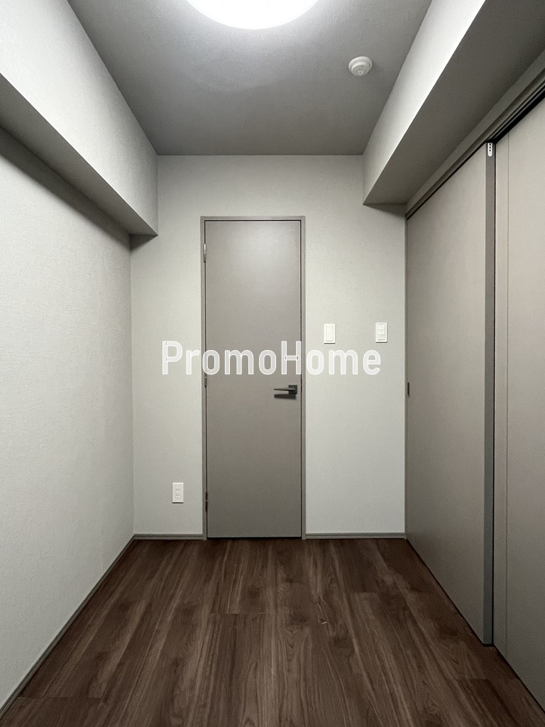 コンフォリア・リヴ八丁堀の洋室