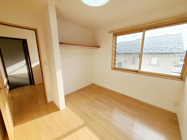 郡山市安積町成田字田向の洋室