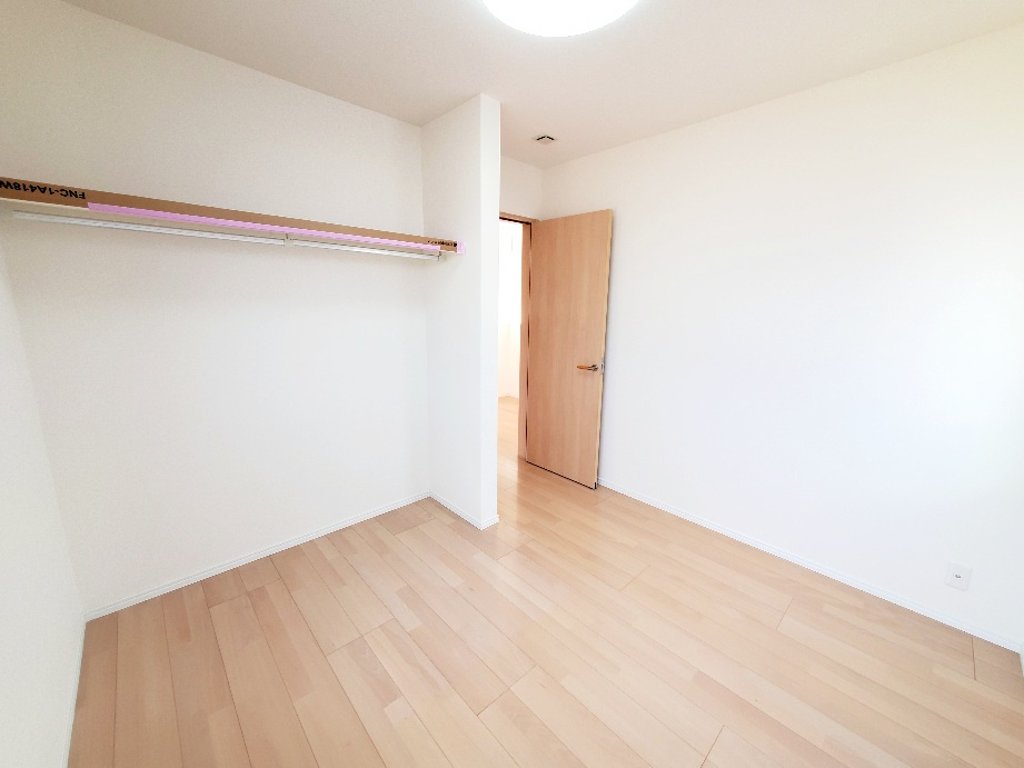 郡山市安積町成田字田向の洋室