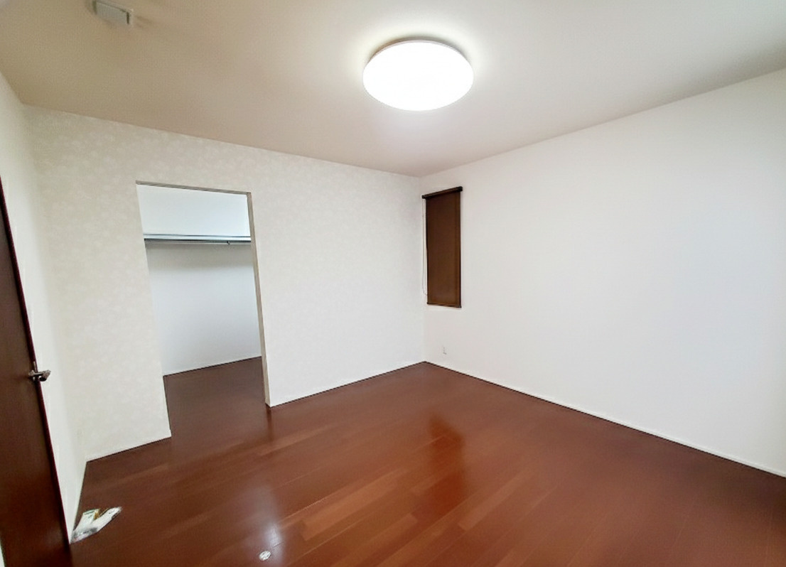 郡山市安積町成田字田向の洋室