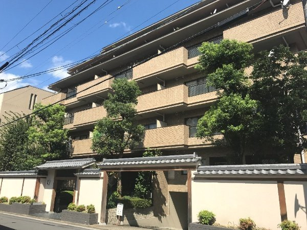 パレロワイヤル聖護院の外観