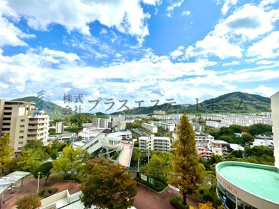 【展望】 | 須磨パークヒルズA棟 | 自然と街並みが調和した妙法寺駅周辺を一望できます♪