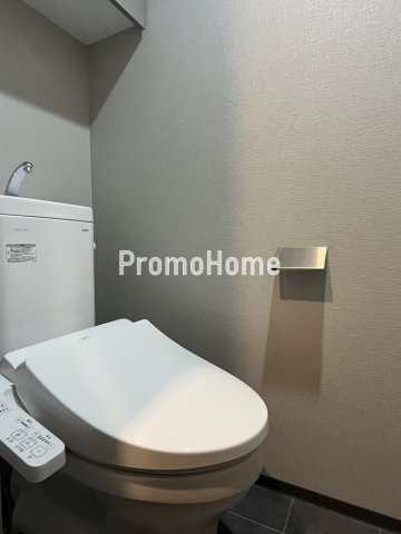 コンフォリア・リヴ八丁堀のバルコニー