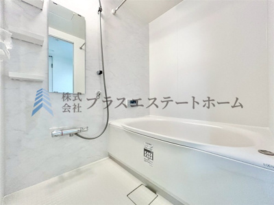 【浴室】 | シャトードメール須磨 | 給湯器リモコンの設置あり♪追い焚きが簡単なので、いつでも楽に入浴出来ます♪