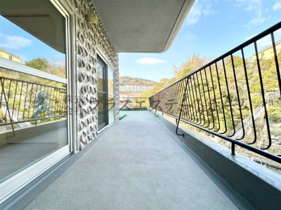 【その他】 | シャトードメール須磨 | こちらのバルコニーも広々です♪