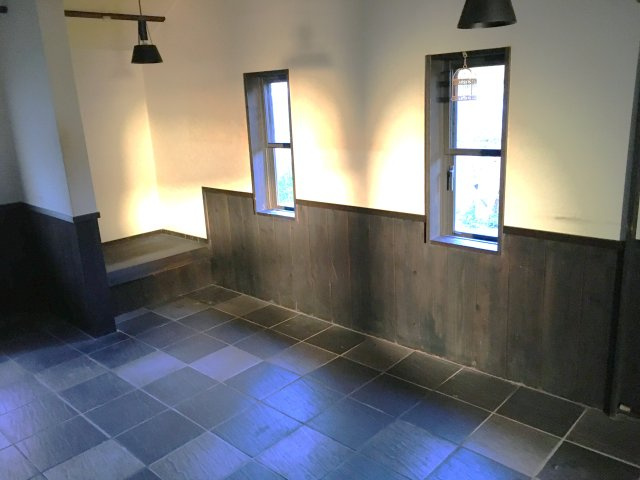 御宿町上布施　中古戸建の居間・リビング|古民家カフェ経営にもおすすめ♪