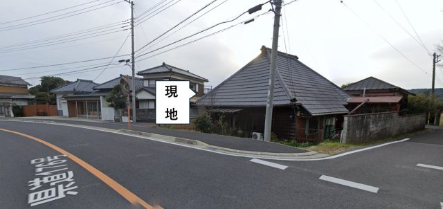 御宿町上布施　中古戸建の前面道路含む現地写真|県道176号線沿いです