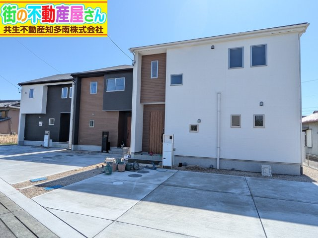 リナージュ美浜町奥田　3号棟の外観|1号棟～3号棟