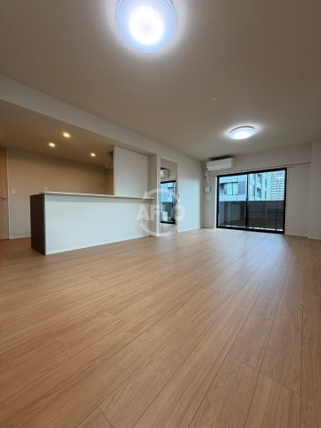 グランセジュール大国町　敷津小学校区の居間・リビング|グランセジュール大国町(敷津小学校区)　リビング