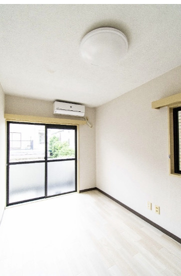 ハイシティ池尻大橋第2の居間・リビング