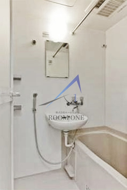 パラッツォ・ナーノの浴室|お風呂です。