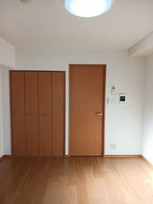 【寝室】 | エーデルワイス本所