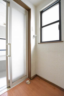 【設備】 | 阿佐谷南2丁目戸建 | 室内洗濯機置き場