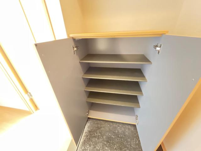 プロバァンス　ヴィラの収納|シューズボックス