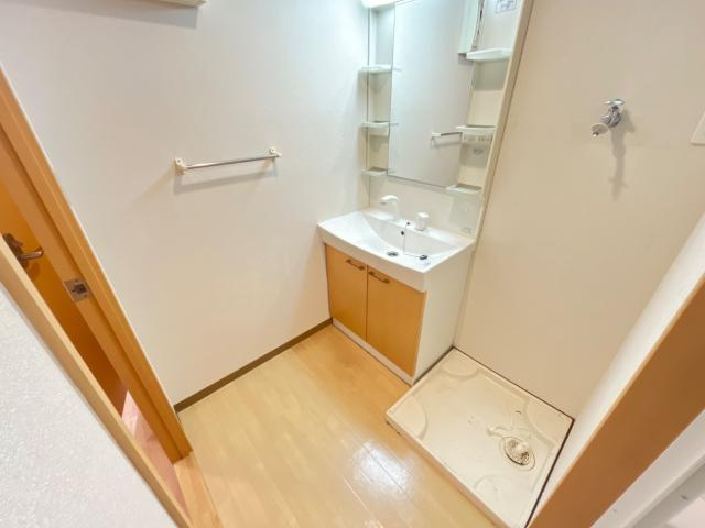 プロバァンス　ヴィラの洗面所|洗面