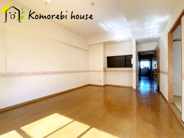 ベルヴィル大宮B棟の居間・リビング|ゆったりとしたリビングです