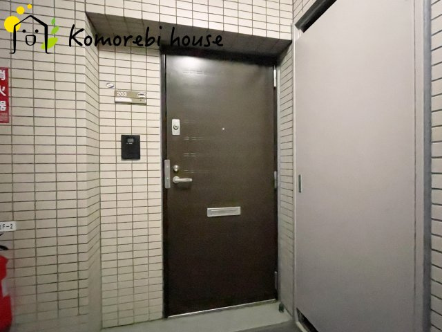 ベルヴィル大宮B棟の玄関|落ち着いた玄関です