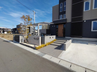 【駐車場】 | Rainbow