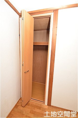 堺アパートの収納