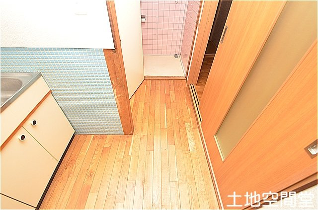 堺アパートの居間・リビング