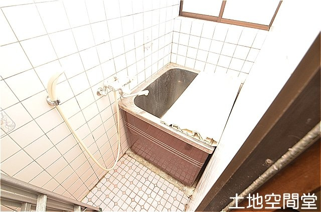 堺アパートの浴室