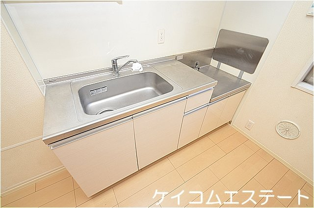 北九州市八幡西区永犬丸４丁目のアパートのキッチン