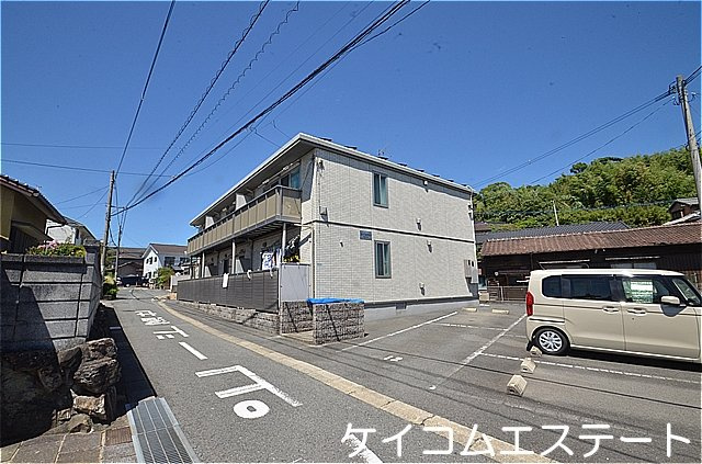 北九州市八幡西区永犬丸４丁目のアパートの外観