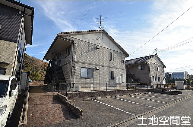 アスティオス洞南A棟の外観