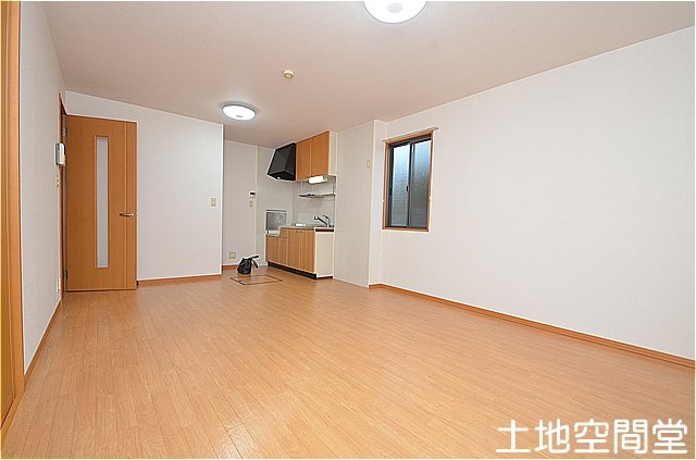 アスティオス洞南A棟の居間・リビング